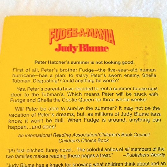 Vintage Judy Bloom Fudge-A-Mania 1990 paperback book - Picture 2 of 5